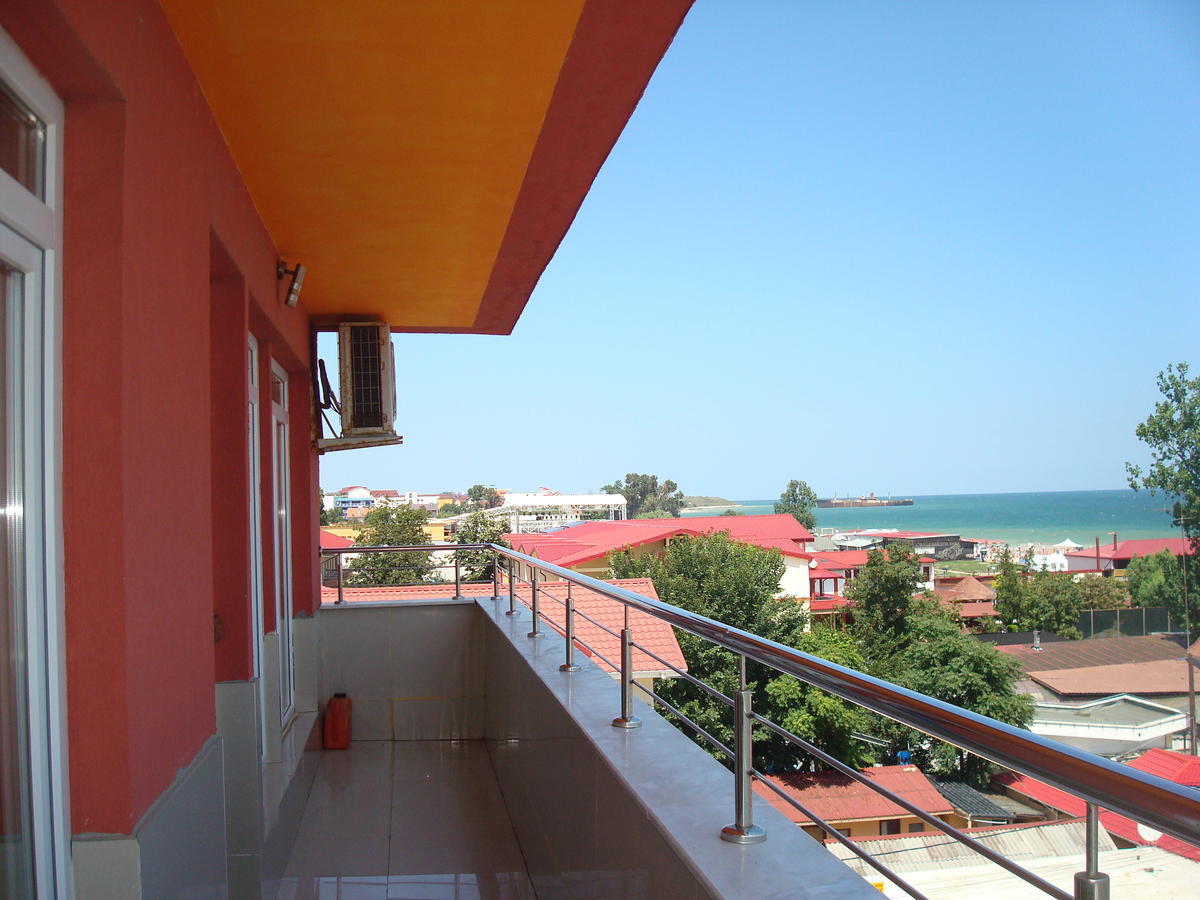 Hotel Prestige Costinesti Exterior photo